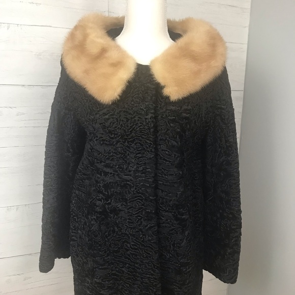 VINTAGE Persian Lambswool Coat with Mink Collar - Picture 2 of 8